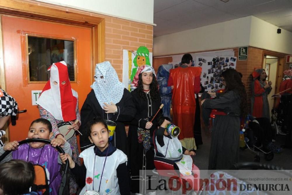 Los tambores de Moratalla llegan al colegio Primitiva López