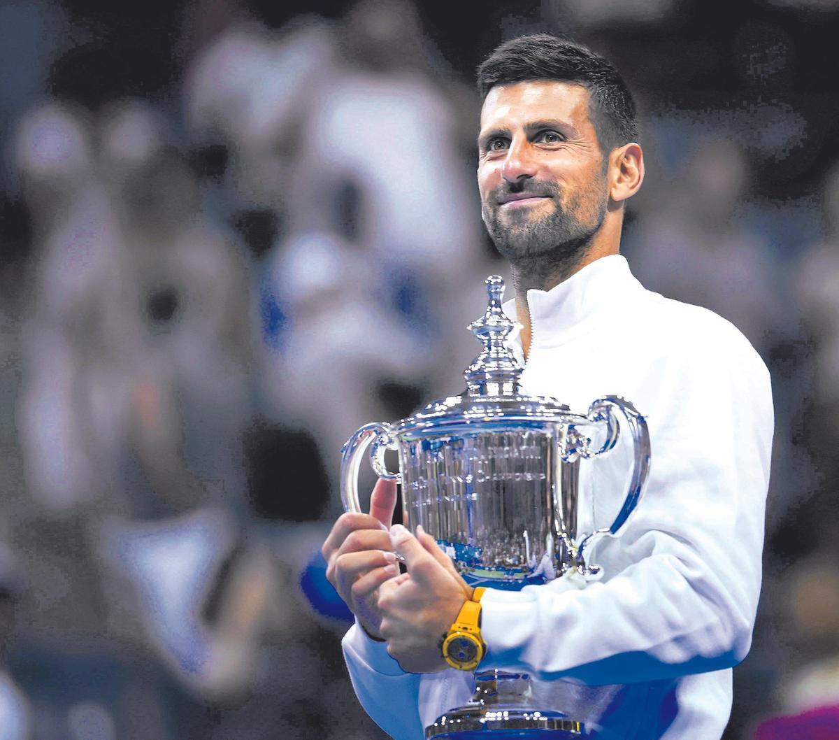 Novak luce orgulloso su Grand Slam número 24