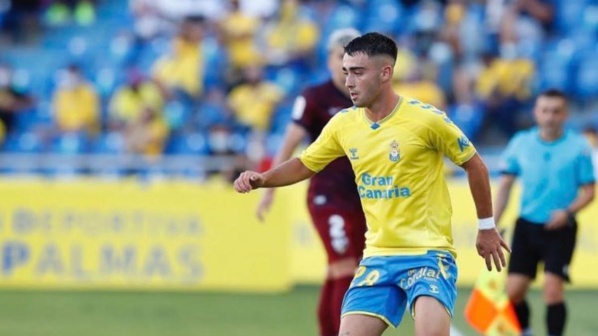 El golazo de Moleiro con Las Palmas ante el Panadería Pulido