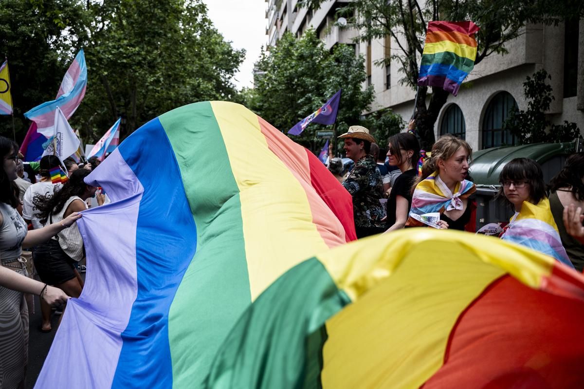 Fotogalería | Así fue la marcha del orgullo en Cáceres