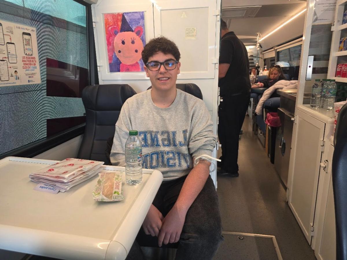 Xoél, un joven que estaba esperando ansioso a cumplir los 18 para empezar a donar.
