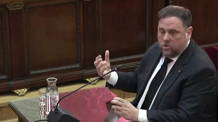 Junqueras es presenta com un pres polític i nega els delictes