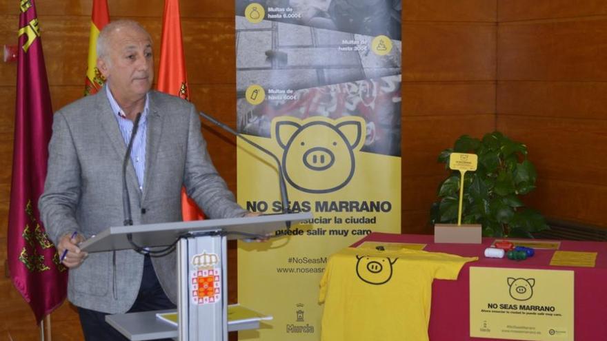 Brigadas especiales denunciarán a los murcianos que sean &#039;marranos&#039;