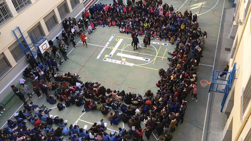 Los escolares celebran el Día de la Paz