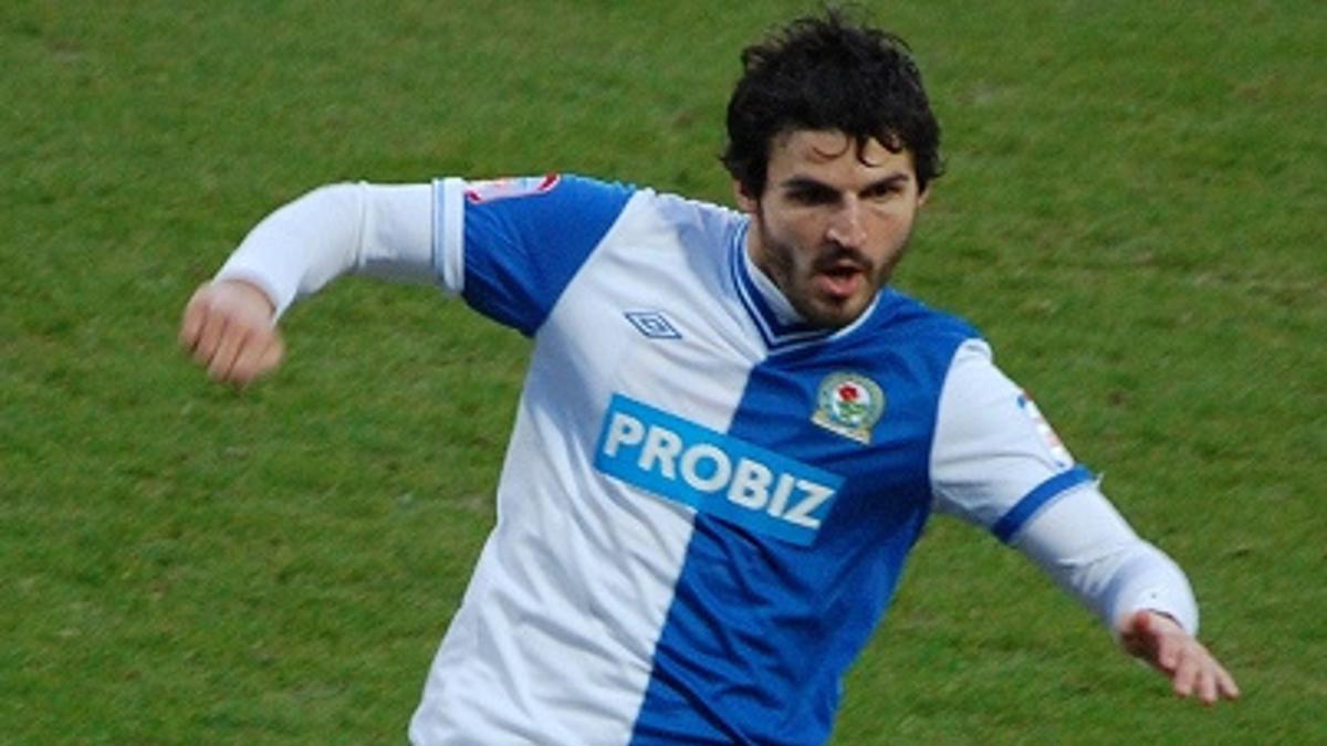 Vukčević durante un encuentro con el Blackburn Rovers