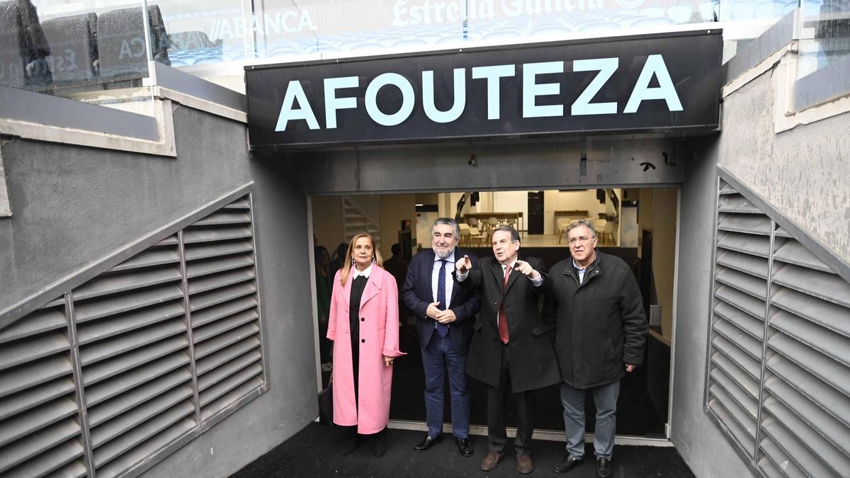 Silva, Uribes, Caballero y Pardo en una visita a Balaídos a principios de marzo.