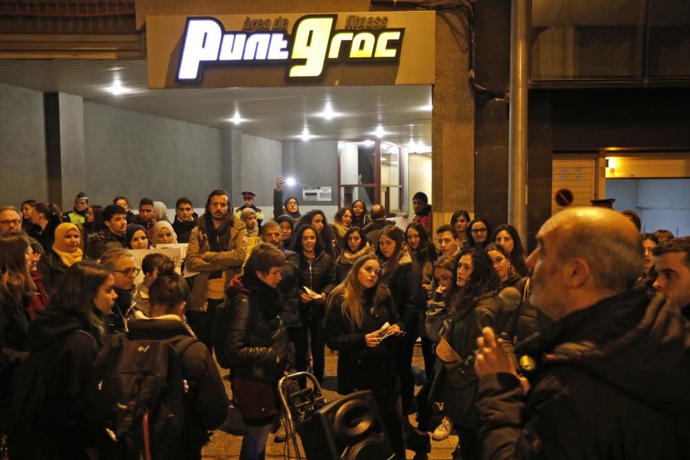 Manifestació per denunciar dos suposats casos de racisme