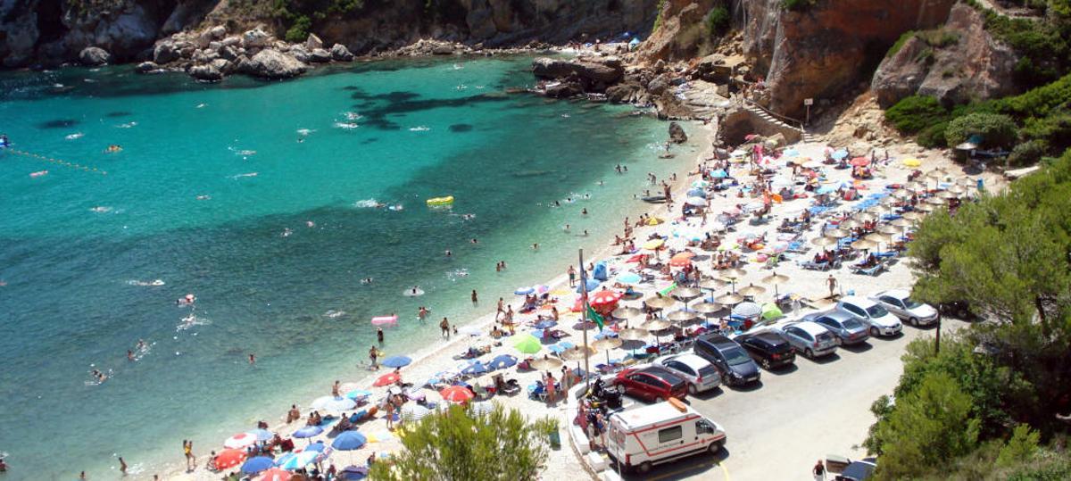 La Granadella, una de las playas más famosas de la provincia de Alicante