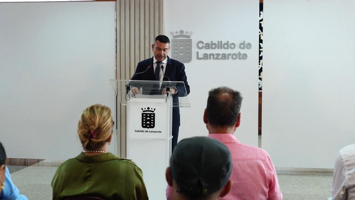 Declaraciones de Oswaldo Betancort tras suspender el pleno y retirar la moción sobre Pedro Sánchez