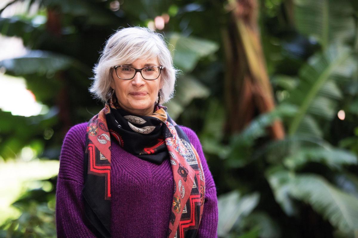 La escritora Núria Pradas, autora de 'Apreciada señora Christie'.