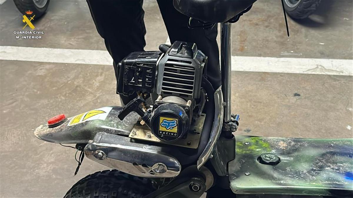 Intervenidos en La Rioja un patinete y una bicicleta modificados para aumentar su velocidad hasta la de un ciclomotor