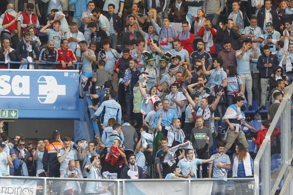 La afición del Celta fue, una vez más, protagonista de la fiesta del fútbol gallego. Más de 900 celtistas viajaron a Riazor, animaron al equipo y cantaron en himno de Galicia a capela junto a la hinch