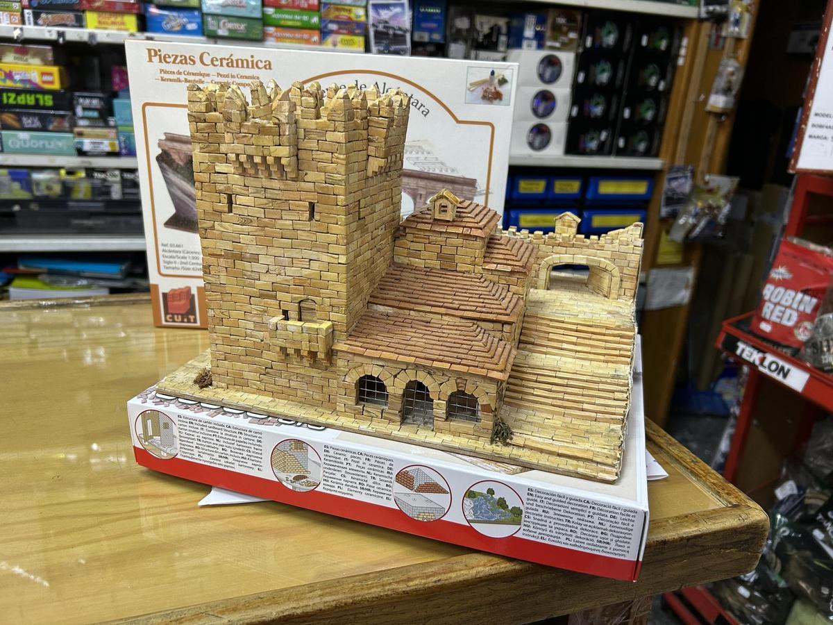 Maqueta de Cáceres en 'Juguetes y Deportes Sevilla'.