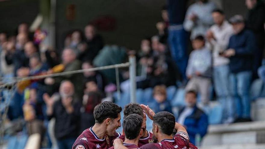 Pontevedra 3-1 Ponferradina: Alain, Alain y Alain