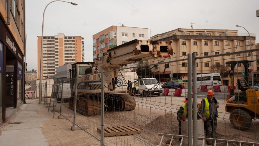 Avanzan en Oleiros las obras en el cruce de Sol y Mar