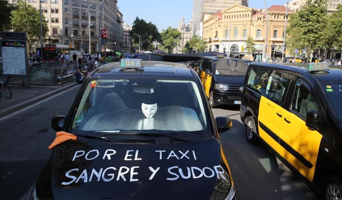 zentauroepp44498866 barcelona 31 07 2018 barcelona ocupaci n dela gran v a de l180827142459 zentauroepp44498866 barcelona 31 07 2018 barcelona ocupaci n dela gran v a de l180827142459