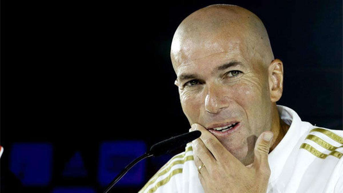 Zidane: "Estoy fuera cuando perdemos y dentro cuando ganamos"