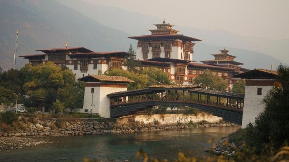 Templo budista en el distrito de Bumthang de Bután.