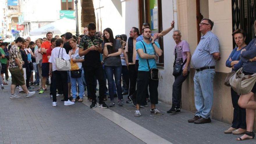 El Valencia amplía a 825 el cupo de entradas para la afición del Villarreal