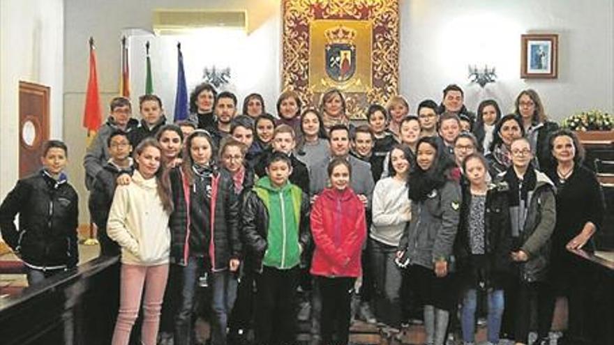 Peñarroya da la bienvenida a los alumnos franceses