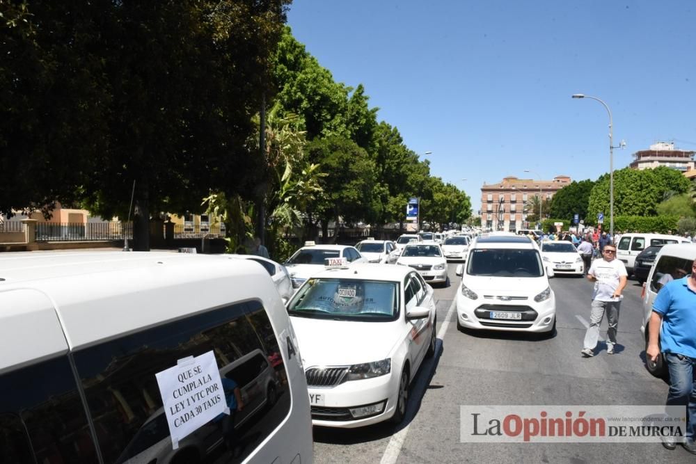 Protesta de taxis en Murcia