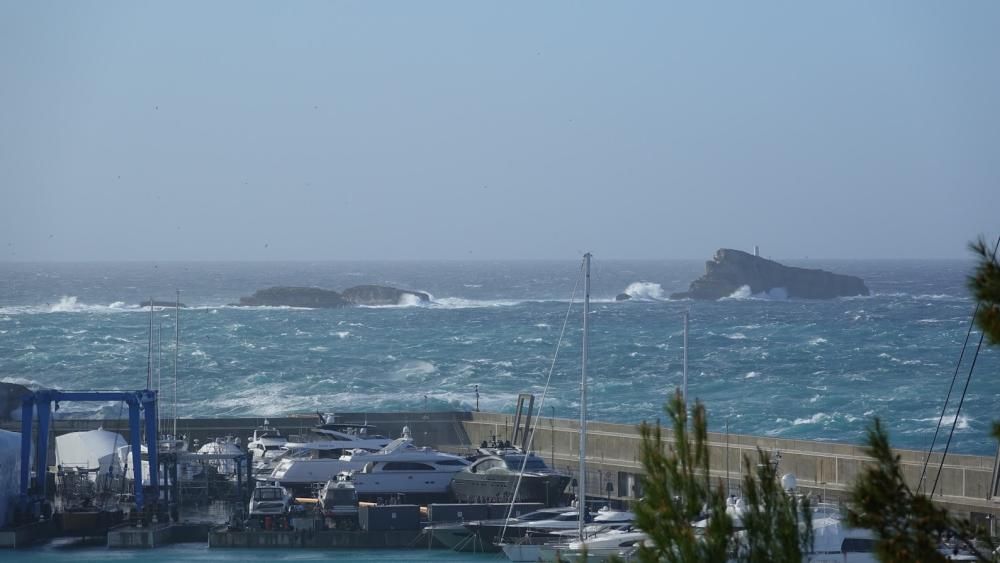 Temporal en Santa Ponça y El Toro