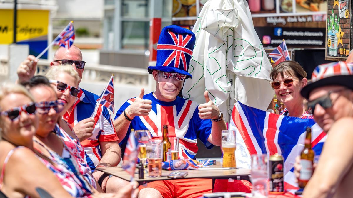 Turistas británicos este mes de mayo en Benidorm.