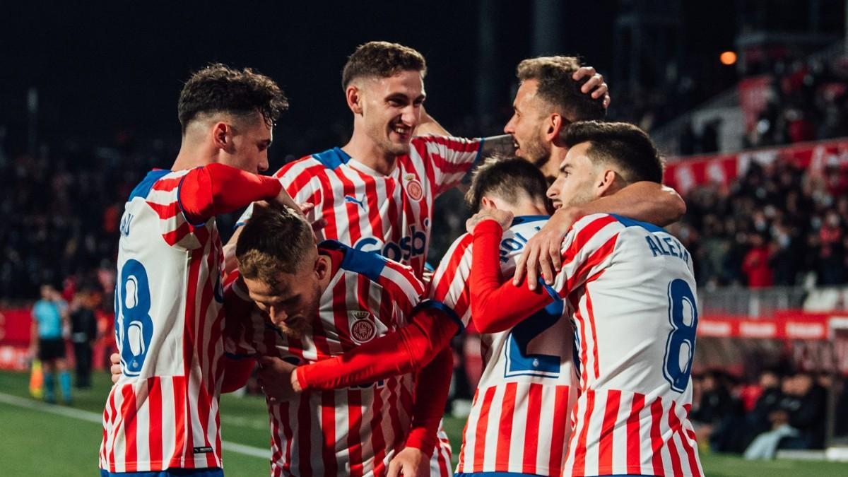 El Girona celebra la victoria ante la Ponferradina
