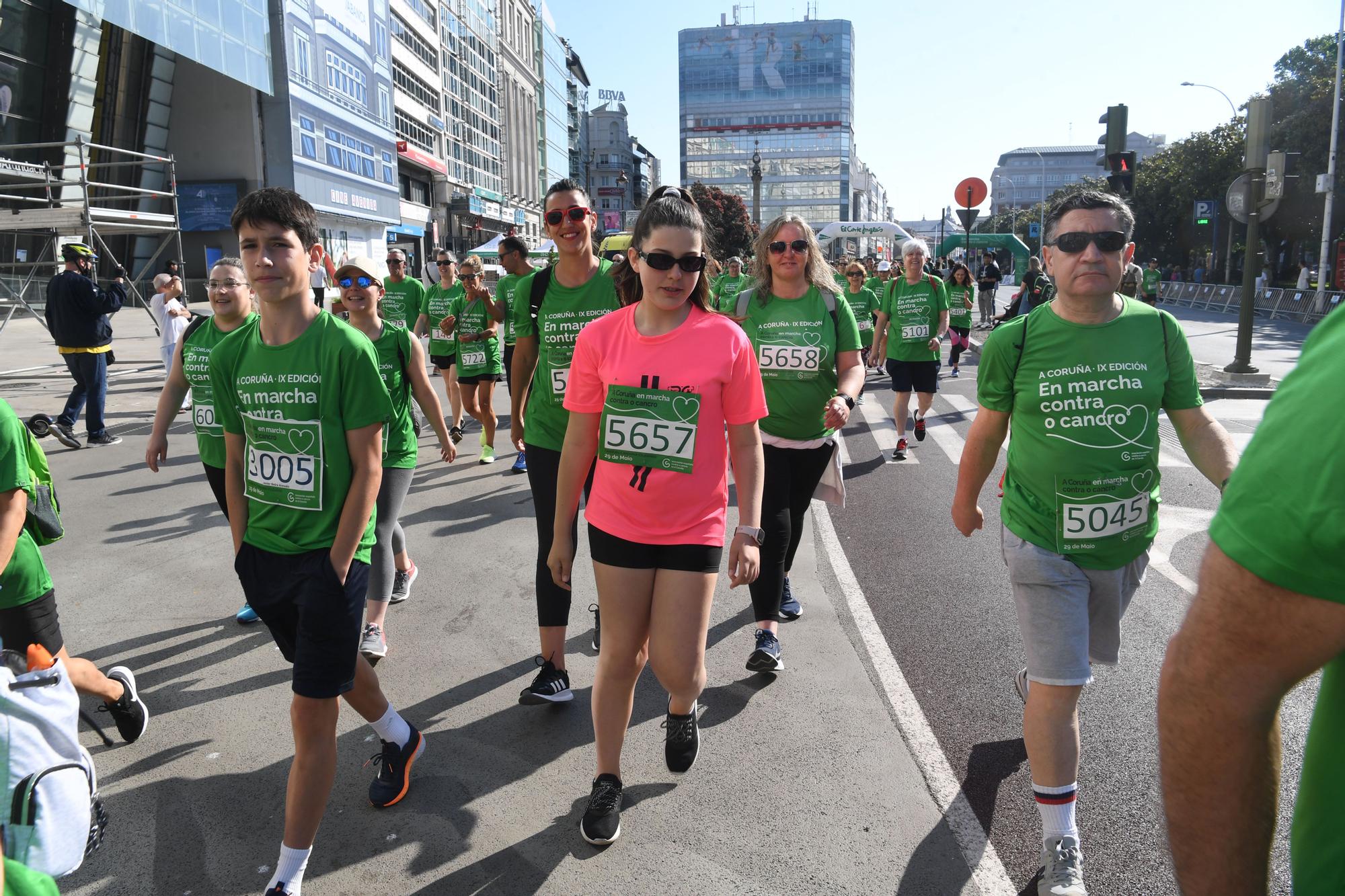 La Carrera contra el Cáncer tiñe de verde la ciudad