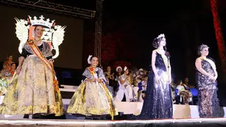 La Gala del Pregón 2025 corona a Ángela Mayayo y Aitana Díaz como reinas de las Fiestas Patronales
