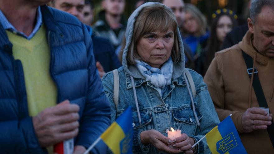 Un millar de personas se concentra en el primer aniversario de la invasión de Ucrania