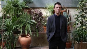 Juanjo Sáez reuneix la seva família més enllà de la mort