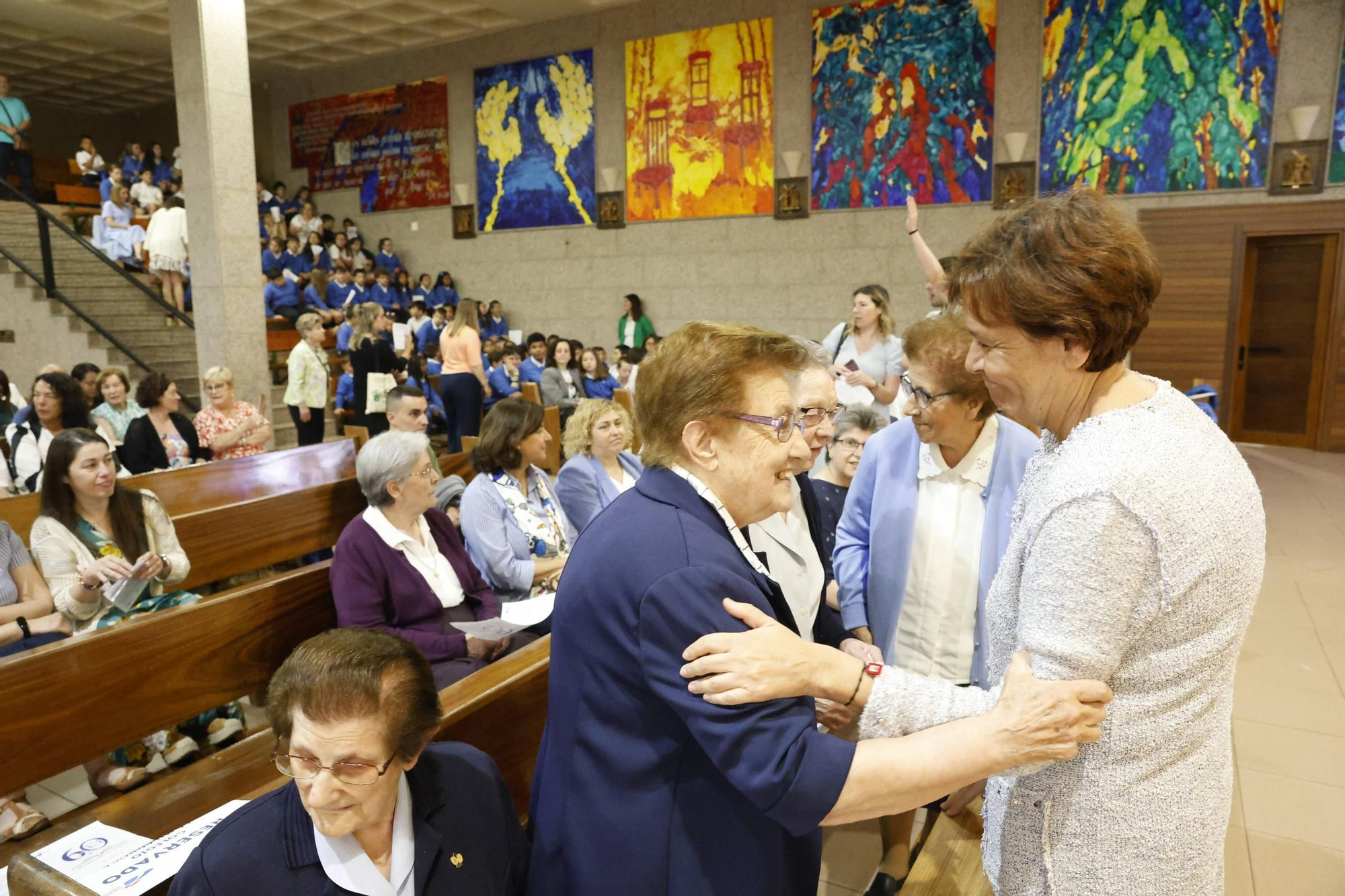Así fue la celebración de los 60 años del colegio La Milagrosa de Gijón (en imágenes)