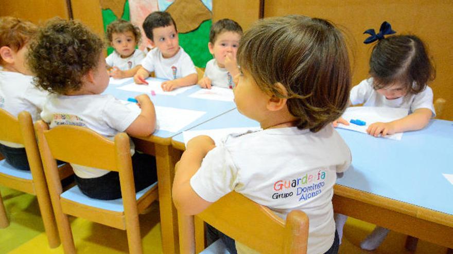 Los profesores defienden  una escuela de 0 a 3 años 100% pública