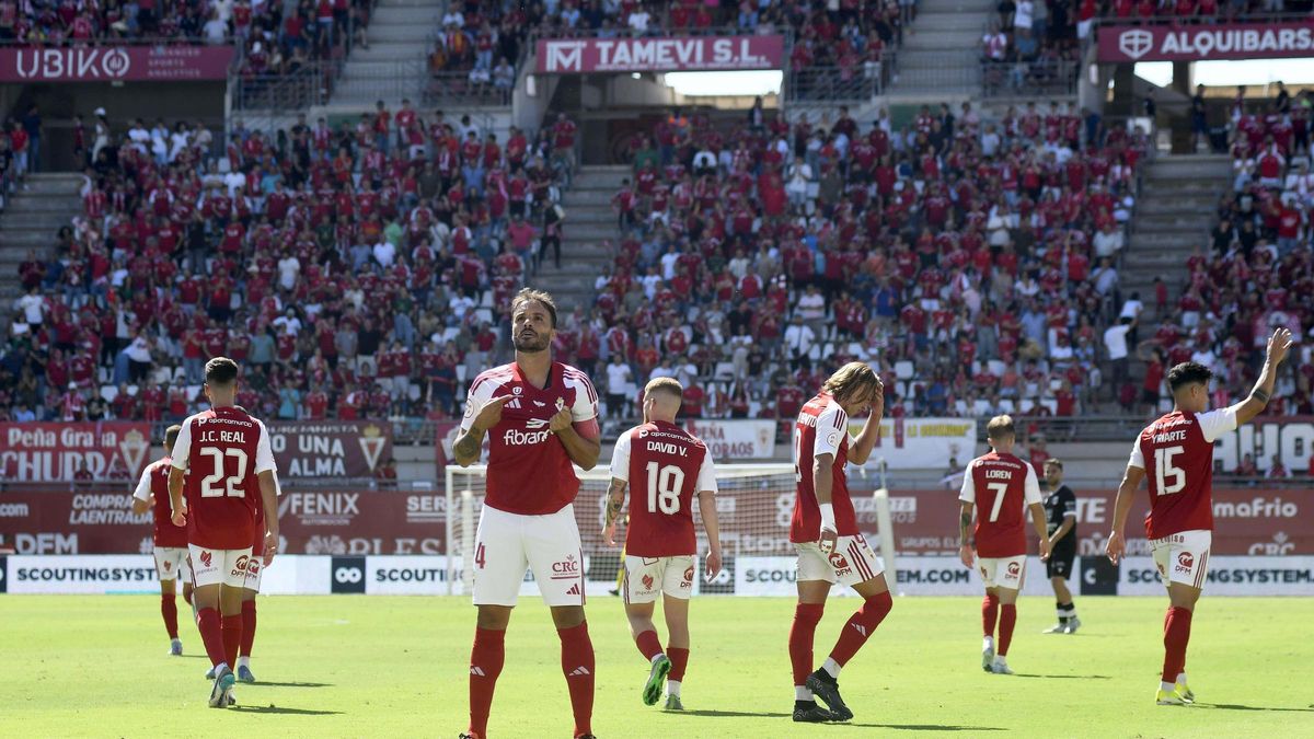 Pedro León tras su gol anotado esta temporada ante el Mérida.