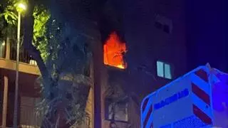 Un móvil cargando sobre un colchón provoca un incendio en Dénia que obliga a desalojar una finca