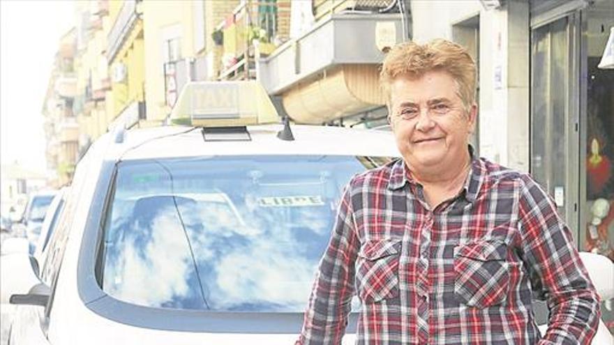 Ángela Cabezas: «El taxi es un confesionario, la gente tiene necesidad de hablar»