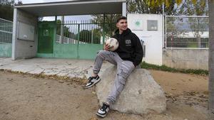 Un día en el pueblo de Marc Casadó junto a su entorno más cercano