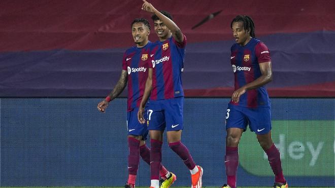 Resumen, goles y highlights del FC Barcelona 2 - 0 Real Sociedad de la jornada 35 de LaLiga EA Sports