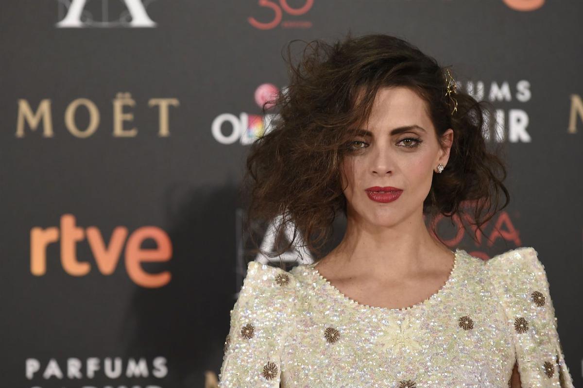 La belleza en los Premios Goya 2016 de Macarena Gómez