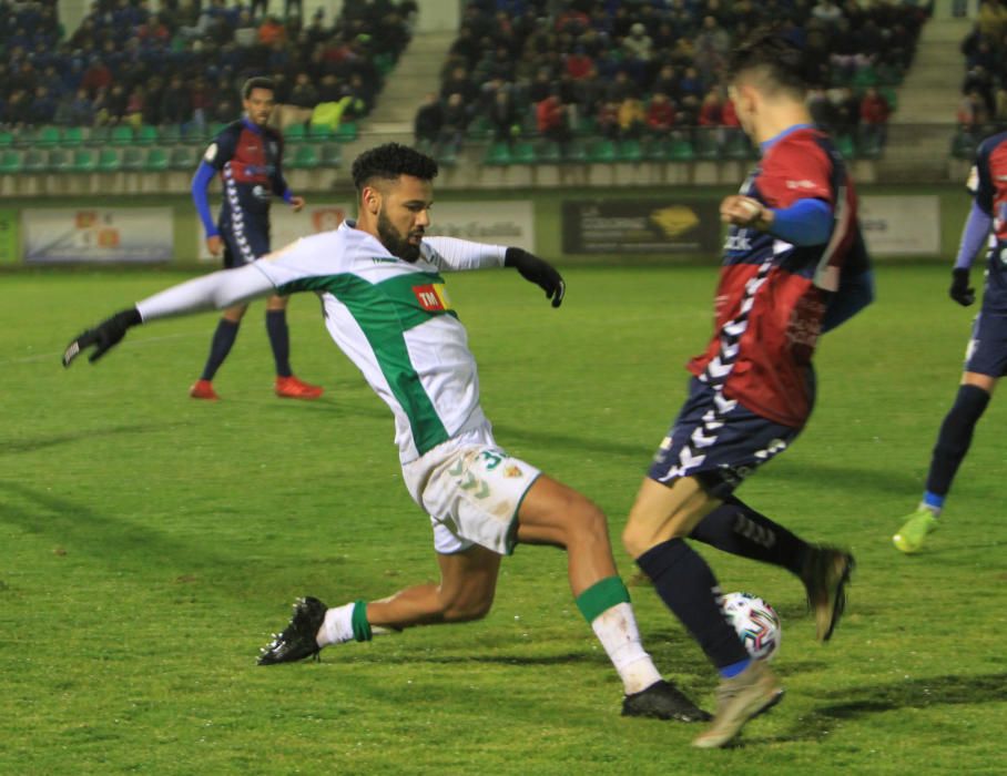 El Elche golpea dos veces a una Gimnástica Segoviana valiente