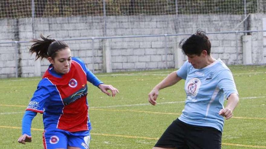 Un lance de un partido anterior de la UD Ourense. // Jesús Regal