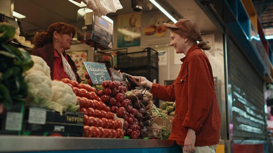 Instalan Wi-Fi público gratuito en el mercado de Atarazanas