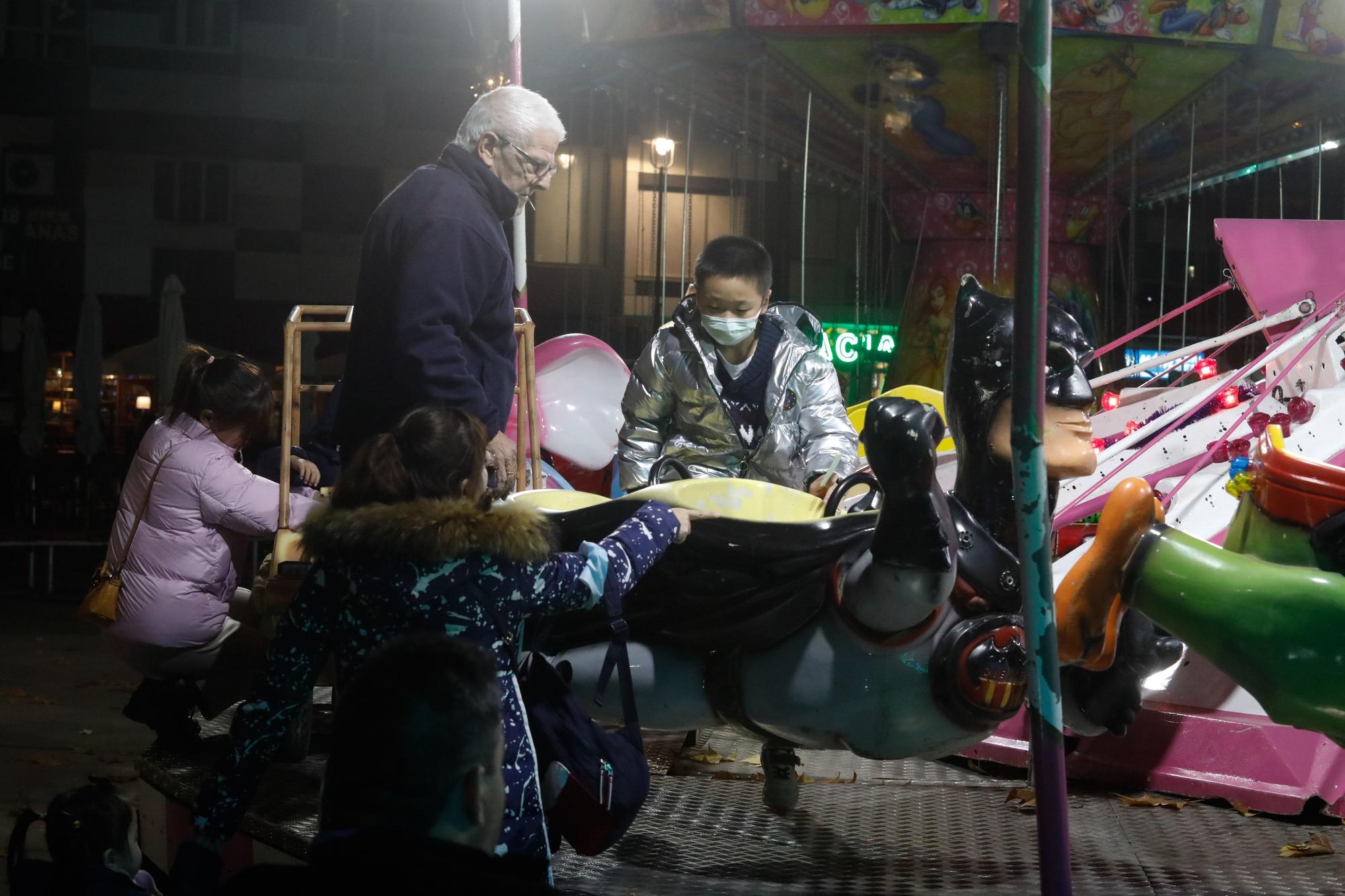 Las atracciones navideñas en la pista de La Exposición