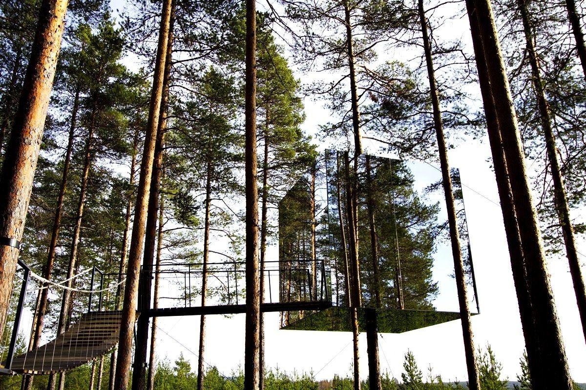 Mirror cube tree Hotel, Suecia