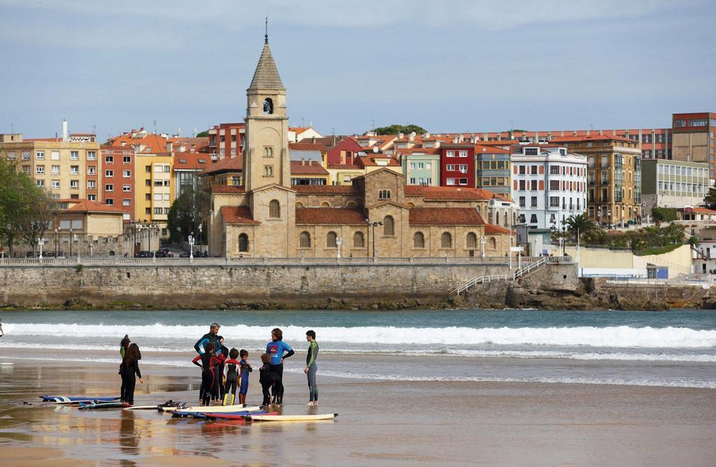 Playa de San Lorenzo.