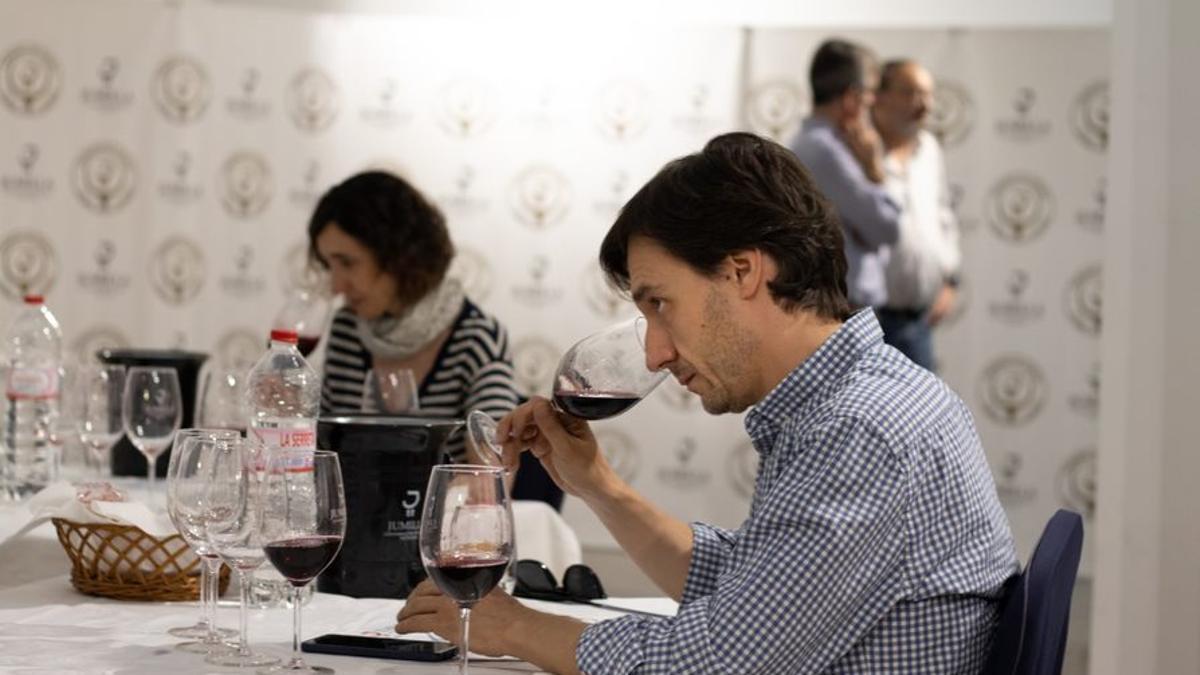 El juicio del panel de cata, formado por 18 catadores expertos, es un reflejo certero de las demandas del mercado en cuanto a calidad