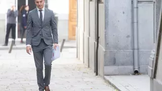 Los mensajes de la asesora de Moncloa a Lobato acreditan que tenía el mail de la confesión del novio de Ayuso antes de que se publicara