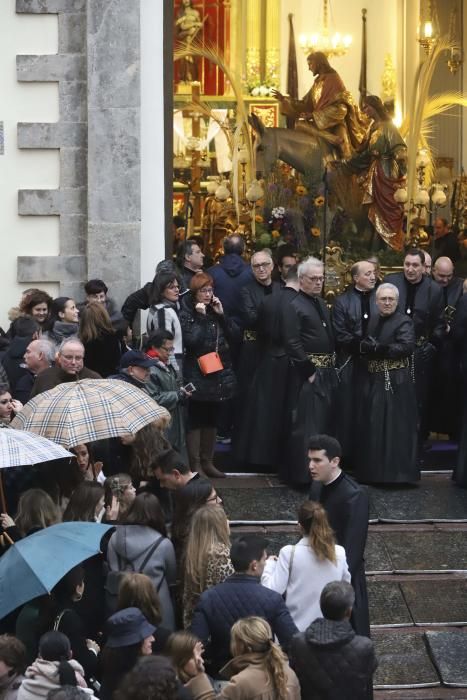 Semana Santa saguntina. Subasta y Santo Entierro.