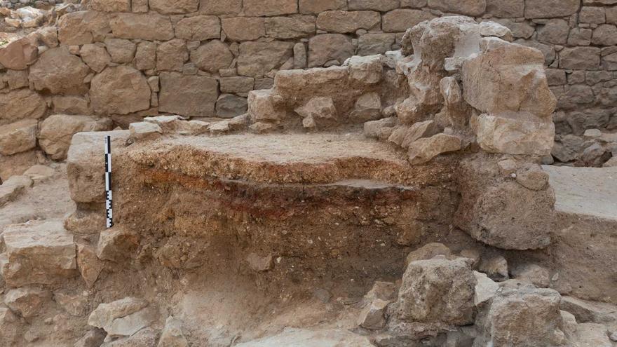 Descobert l’altar monumental del santuari portuari de la ciutat grega d’Empòrion